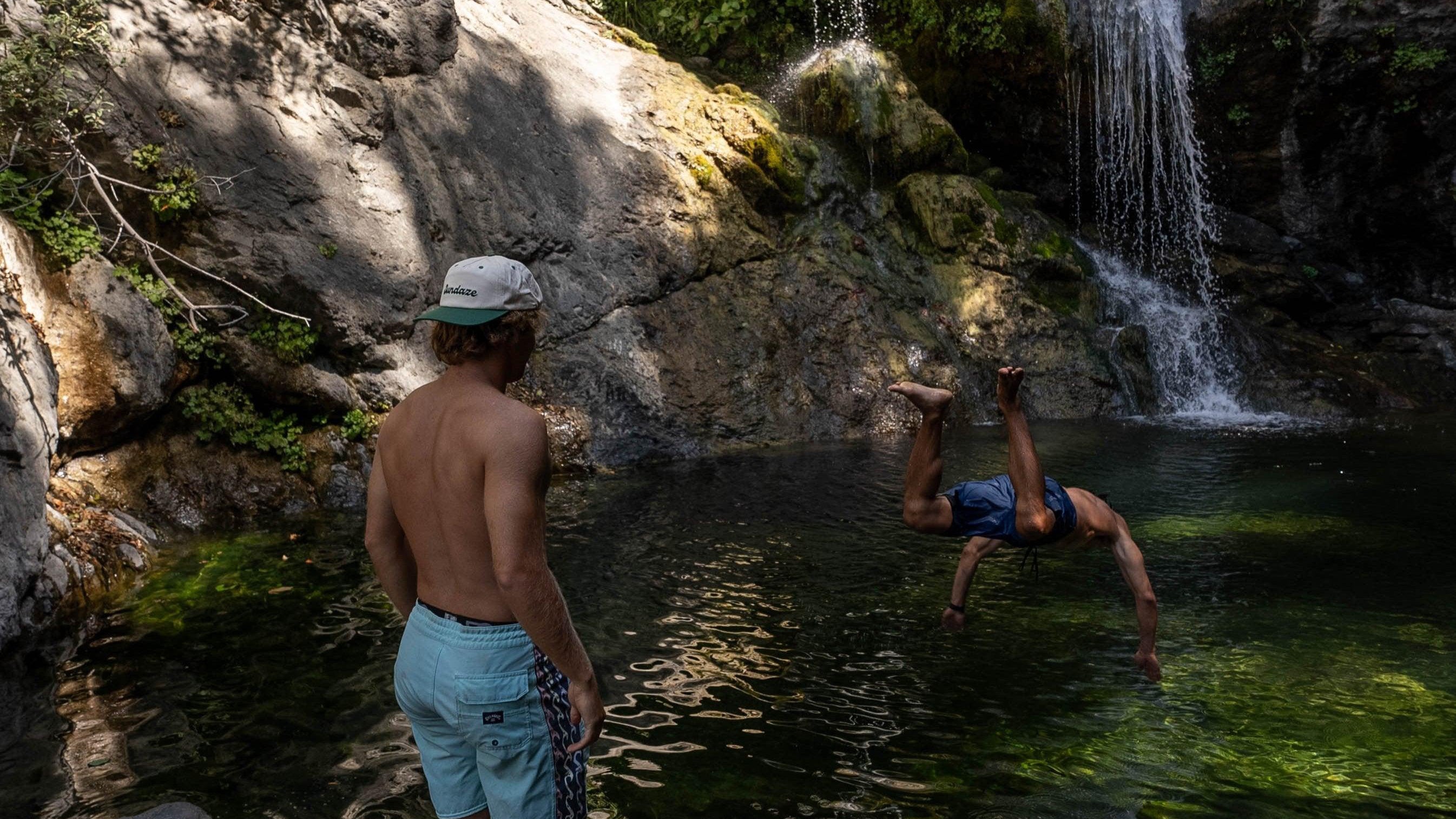 Join the Sundaze Team